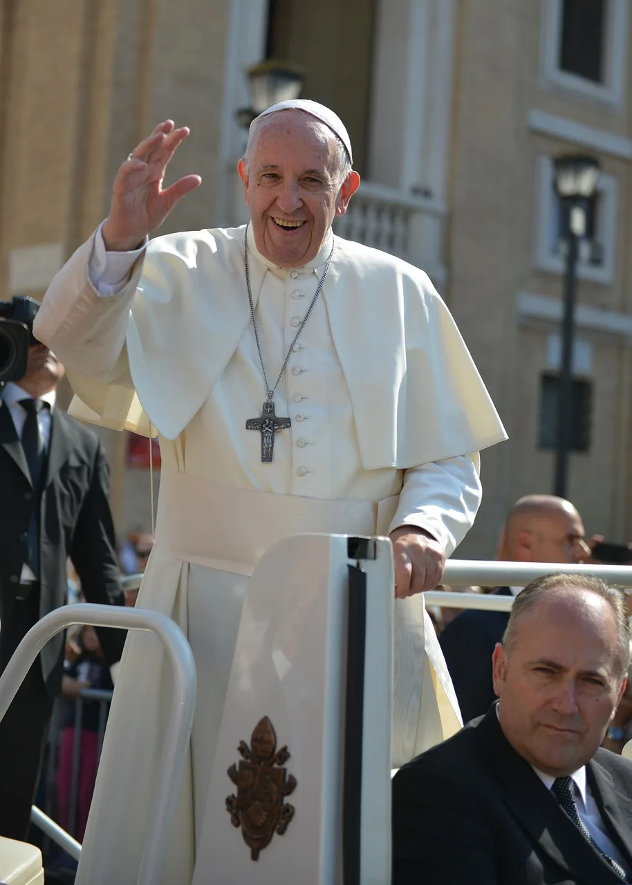 pope-5678517_1280